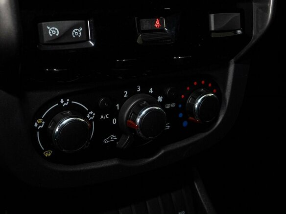2018 Renault Duster I Рестайлинг, чёрный, 1420000 рублей - вид 10