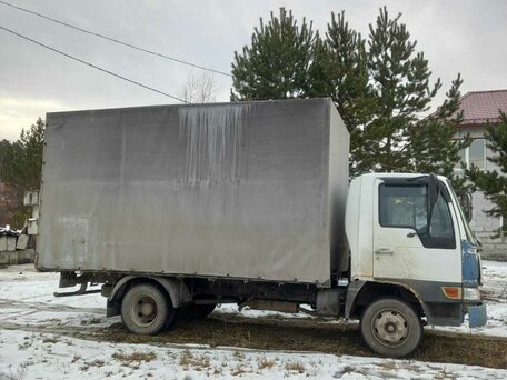 1995 Toyota Dyna, белый, 850000 рублей, вид 1