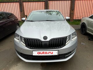 2018 Skoda Octavia III (A7) Рестайлинг, серебристый, 1670000 рублей, вид 2