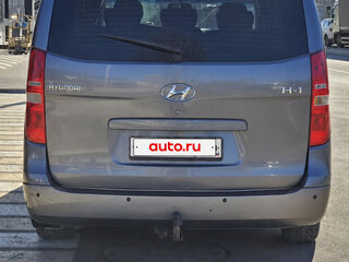 2010 Hyundai H-1 II, серый, 1390000 рублей, вид 3