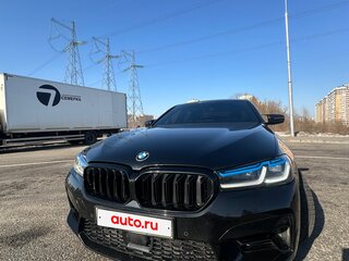 2020 BMW 5 серии 520d xDrive VII (G30/G31/G38), чёрный, 4000000 рублей, вид 4