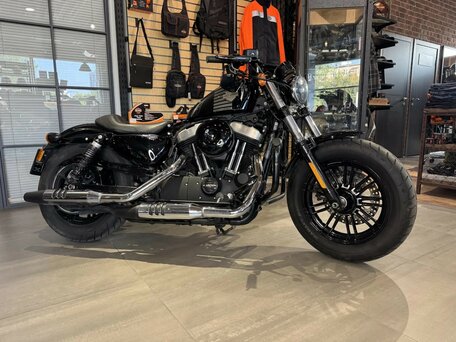 2018 Harley-Davidson Forty-Eight, чёрный, 1250000 рублей, вид 1