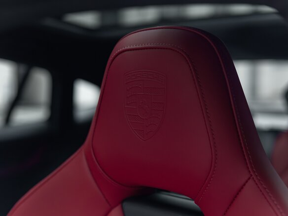 2026 Porsche Panamera GTS III, чёрный, 28300000 рублей - вид 24