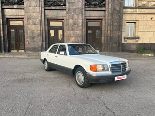 1987 Mercedes-Benz S-Класс 420 II (W126) Рестайлинг, белый, 840000 рублей, вид 4