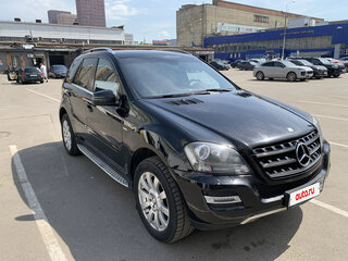 2011 Mercedes-Benz M-Класс 350 II (W164) Рестайлинг, чёрный, 1150000 рублей, вид 3