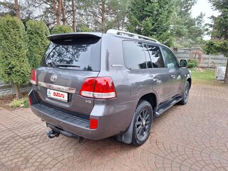 2011 Toyota Land Cruiser 200 Series, серый, 3050000 рублей, вид 5