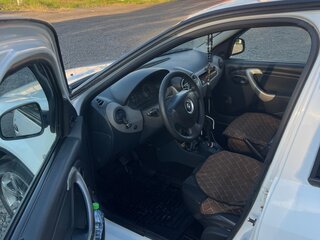 2011 Renault Logan I Рестайлинг, белый, 330000 рублей, вид 5
