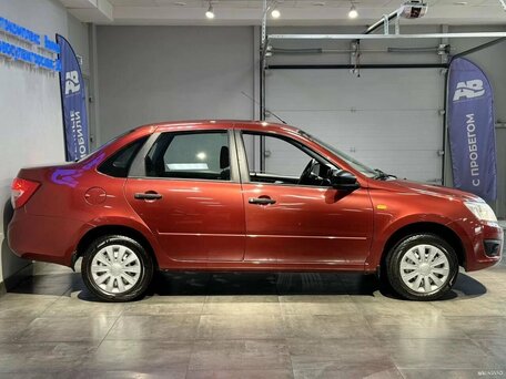 2017 Lada (ВАЗ) Granta I, красный, 565000 рублей, вид 4