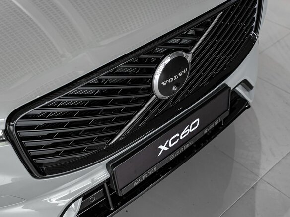 2026 Volvo XC60 II Рестайлинг 2, серый - вид 15