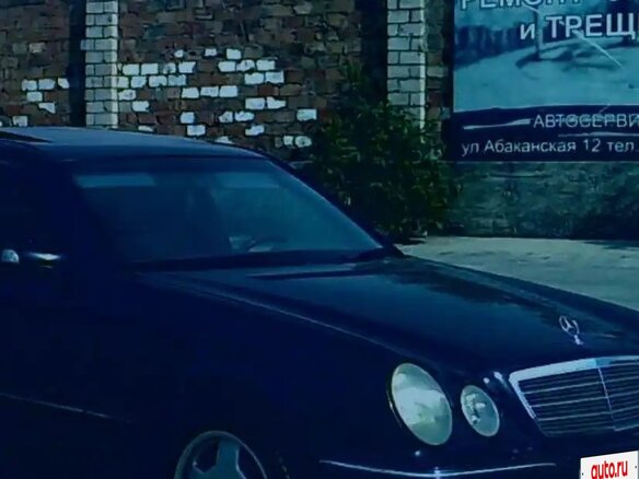 2001 Mercedes-Benz E-Класс 240 II (W210, S210) Рестайлинг, синий, 744000 рублей - вид 1