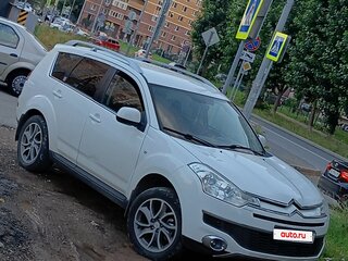 2011 Citroen C-Crosser, белый, 1100000 рублей, вид 3