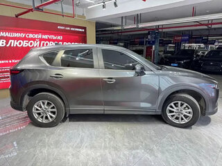 2023 Mazda CX-5 II Рестайлинг, серый, 2000000 рублей, вид 3