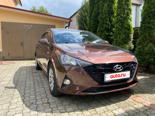 2021 Hyundai Solaris II Рестайлинг, коричневый, 1680000 рублей, вид 2