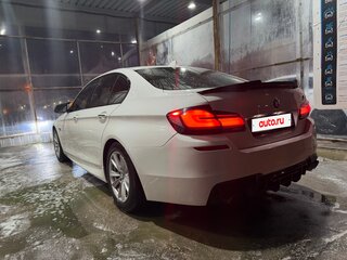2012 BMW 5 серии 528i xDrive VI (F10/F11/F07), белый, 1990000 рублей, вид 5