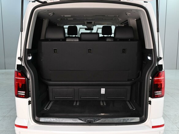 2021 Volkswagen Multivan T6 Рестайлинг, белый, 6100000 рублей - вид 19