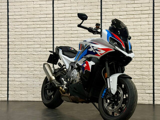 2026 BMW M 1000 XR, белый, 2880000 рублей, вид 1