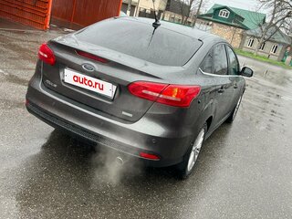 2017 Ford Focus III Рестайлинг, серый, 1390000 рублей, вид 3