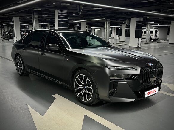 2022 BMW 7 серии 740i VII (G70), чёрный, 9570000 рублей - вид 5