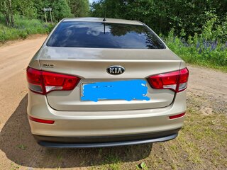 2015 Kia Rio III Рестайлинг, бежевый, 1200000 рублей, вид 3