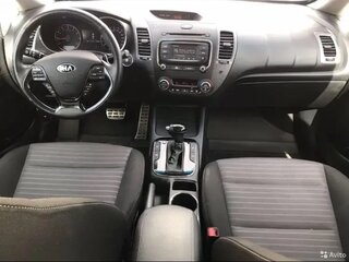 2019 Kia Cerato III Рестайлинг (Classic), белый, 1450000 рублей, вид 3