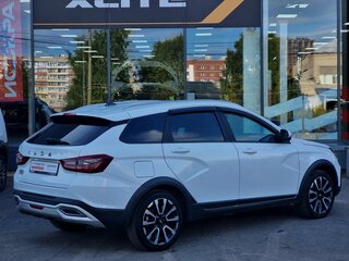 2024 Lada (ВАЗ) Vesta SW Cross I Рестайлинг (NG), белый, 1359000 рублей, вид 5