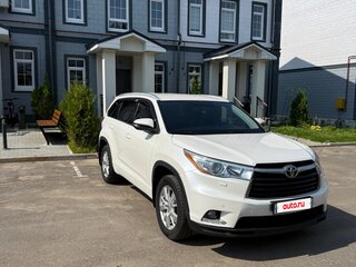2014 Toyota Highlander III (XU50), белый, 3350000 рублей, вид 2