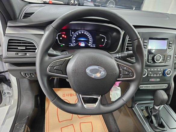 2024 Renault Samsung SM6 I Рестайлинг, белый - вид 8