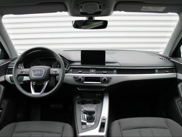 2016 Audi A4 V (B9), серый, 1850000 рублей - вид 11