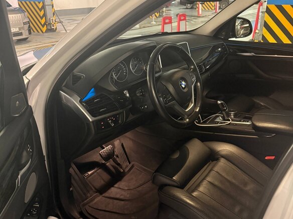 2017 BMW X5 35i III (F15), белый, 3300000 рублей - вид 4