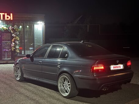 2001 BMW 5 серии 530i IV (E39) Рестайлинг, серый, 950000 рублей, вид 4