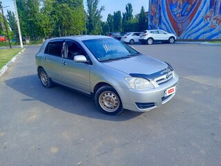 2005 Toyota Corolla IX (E120, E130) Рестайлинг, серебристый, 420000 рублей, вид 2