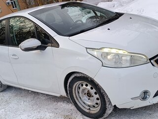 2013 Peugeot 208 I, белый, 530000 рублей, вид 3