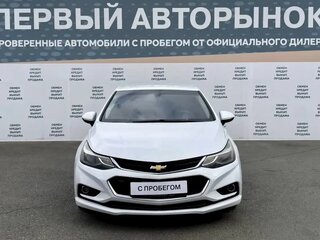 2016 Chevrolet Cruze II, белый, 840000 рублей, вид 2