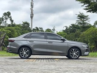 2023 Geely Emgrand II, серый, 1100000 рублей, вид 4