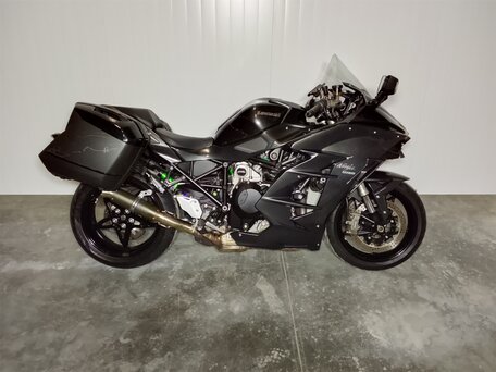 2018 Kawasaki Ninja H2 SX, чёрный, 1479000 рублей, вид 4