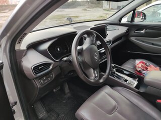 2020 Hyundai Santa Fe IV, серебристый, 2400000 рублей, вид 4