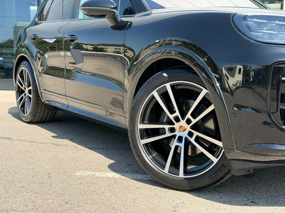 2026 Porsche Cayenne III Рестайлинг, чёрный, 18990000 рублей - вид 30