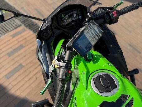 2021 Kawasaki Ninja 650, зелёный, 785000 рублей, вид 4