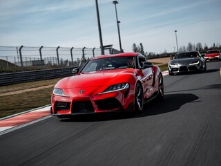 2021 Toyota Supra V (A90), красный, 4634130 рублей, вид 1