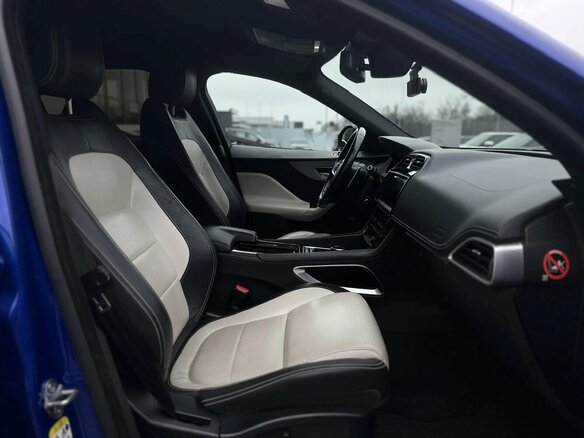 2017 Jaguar F-Pace I, синий, 3199000 рублей - вид 9