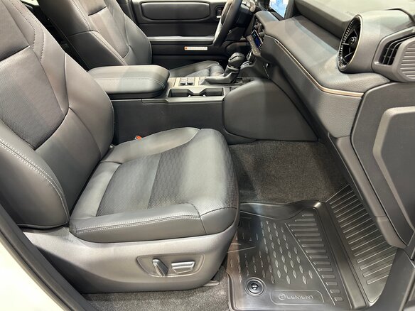 2026 Toyota Land Cruiser Prado 250 Series, белый, 12490000 рублей - вид 18