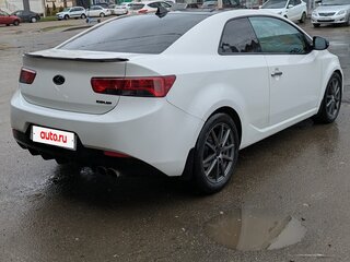 2010 Kia Cerato Koup II, белый, 750000 рублей, вид 4