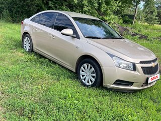2011 Chevrolet Cruze I, бежевый, 710000 рублей, вид 4