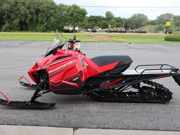 2025 Yamaha Transporter Lite 2UP, красный, 1204000 рублей - вид 4