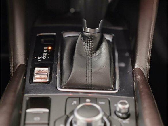 2016 Mazda 6 III (GJ) Рестайлинг, красный, 1700000 рублей - вид 22