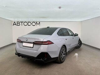 2025 BMW 5 серии 523d xDrive VIII (G60/G61/G68), серый, 9240000 рублей, вид 4