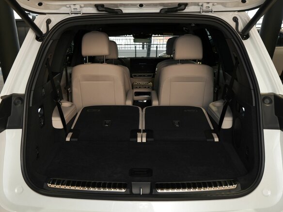 2025 Li Auto (Lixiang) L9 52.3 kWh I Рестайлинг, белый, 11990000 рублей - вид 15
