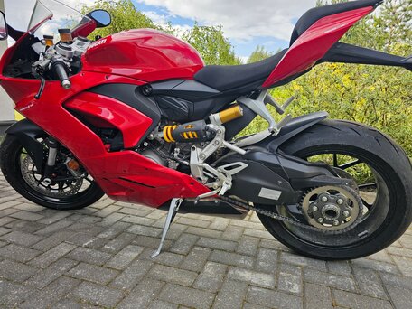 2020 Ducati Panigale V2, красный, 1700000 рублей, вид 2