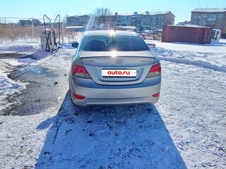 2011 Hyundai Solaris I, бежевый, 630000 рублей, вид 3