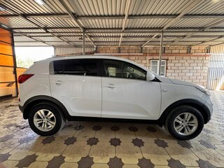 2013 Kia Sportage III, белый, 1500000 рублей, вид 4